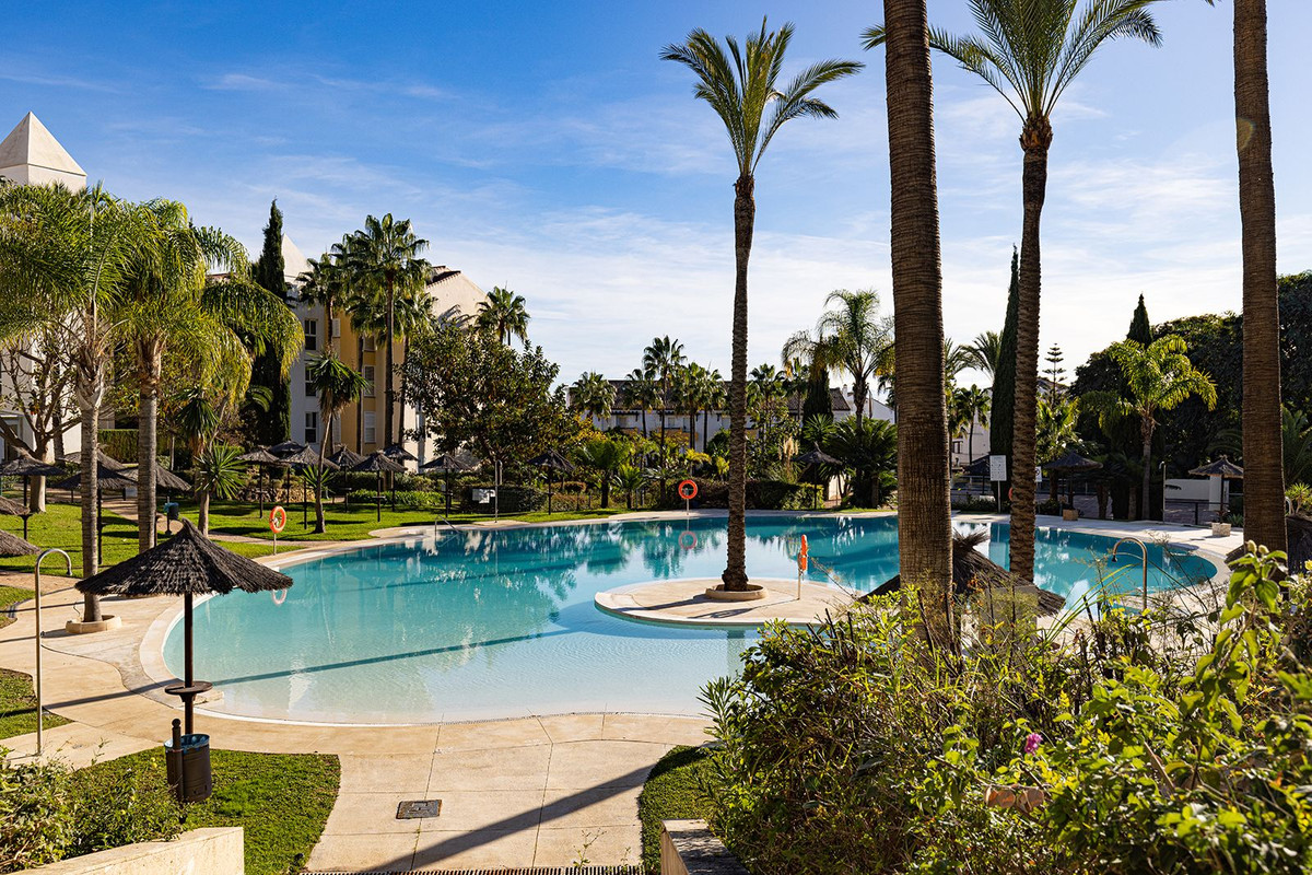 Appartement te koop in Bahía de Marbella | 5 slaapkamers H5310082