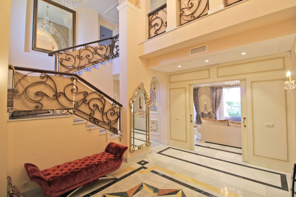 Appartement te koop in Bahía de Marbella | 7 slaapkamers H5364913