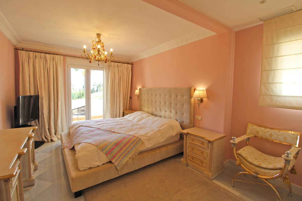 Appartement te koop in Bahía de Marbella | 7 slaapkamers H5364913