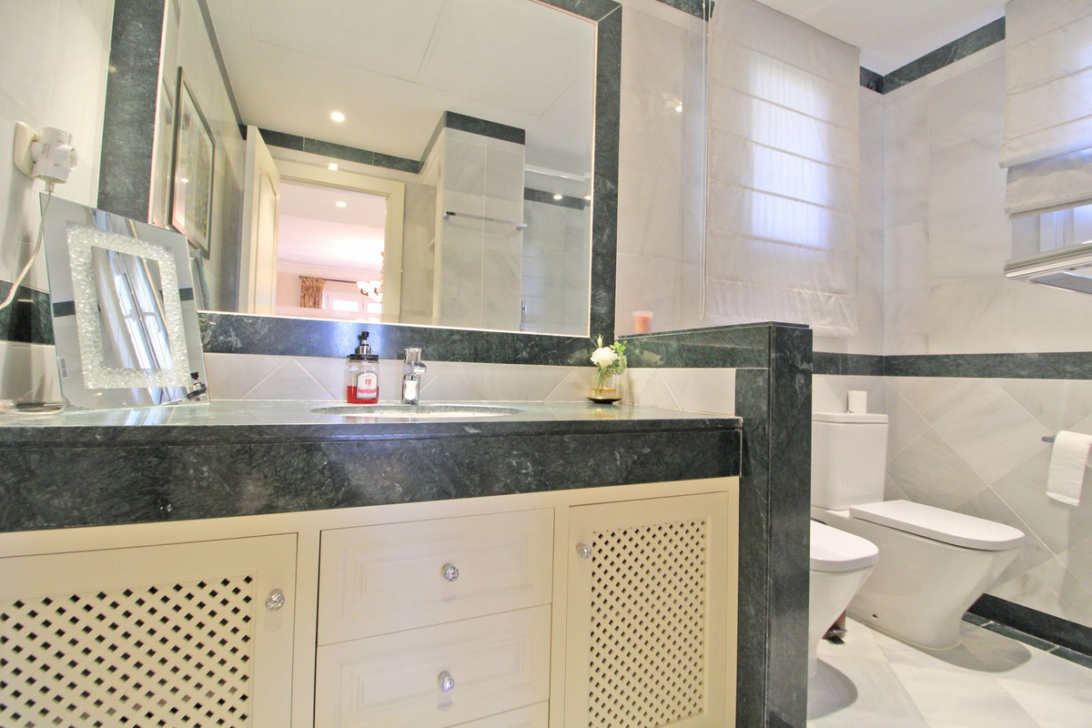 Appartement te koop in Bahía de Marbella | 7 slaapkamers H5364913