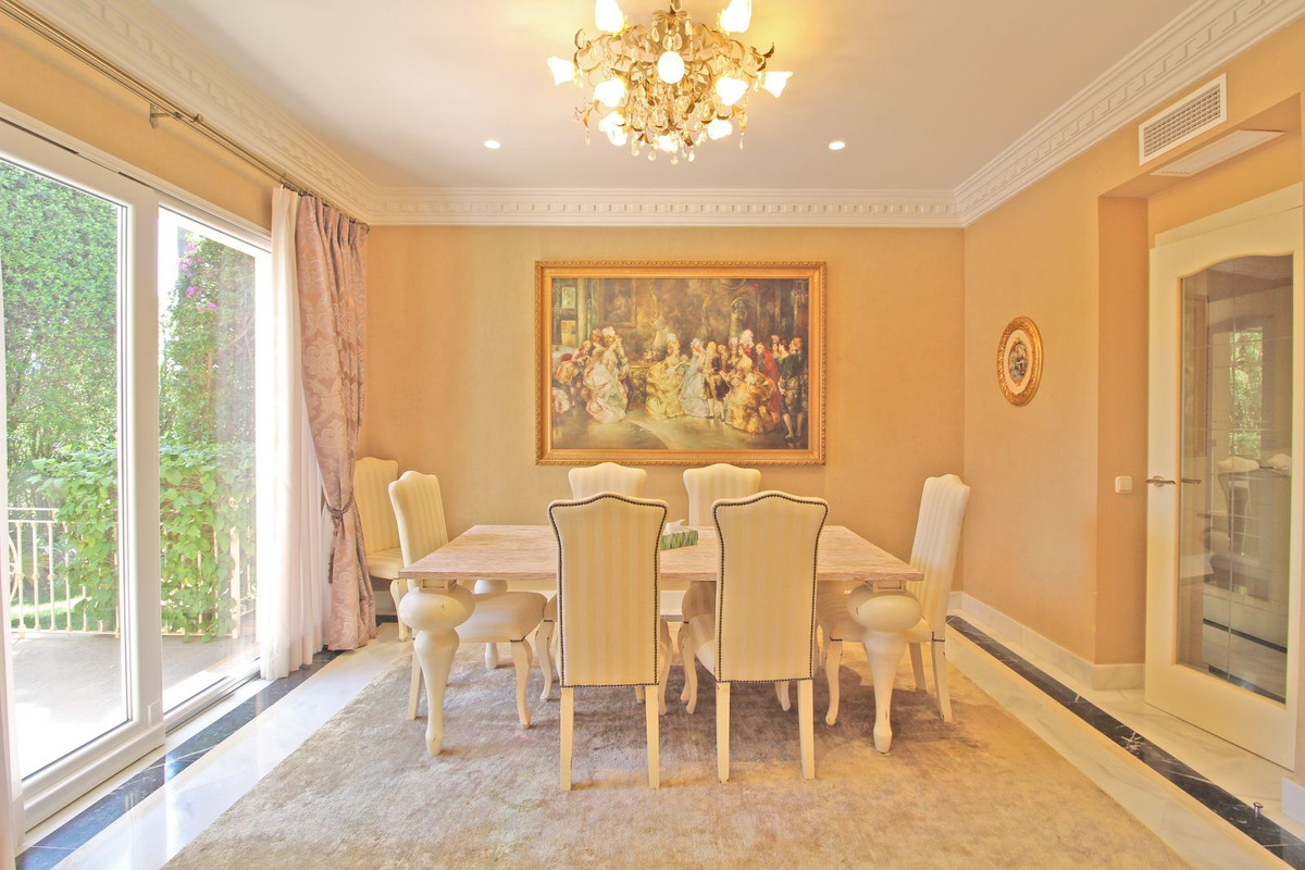 Appartement te koop in Bahía de Marbella | 7 slaapkamers H5364913