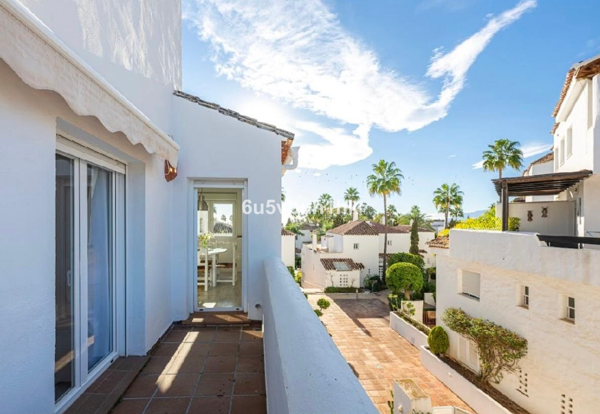 Appartement te koop in Bahía de Marbella | 4 slaapkamers H5366458