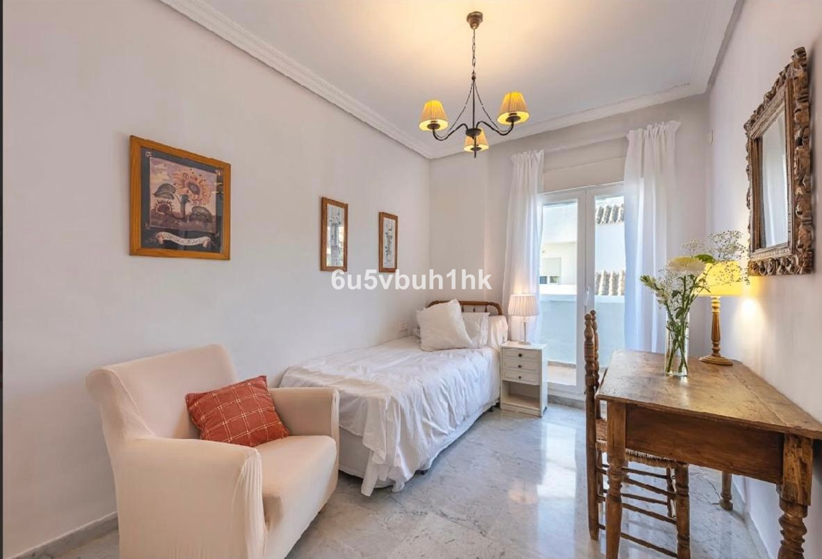 Appartement te koop in Bahía de Marbella | 4 slaapkamers H5366458