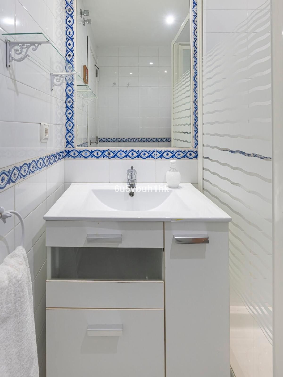 Appartement te koop in Bahía de Marbella | 4 slaapkamers H5366458