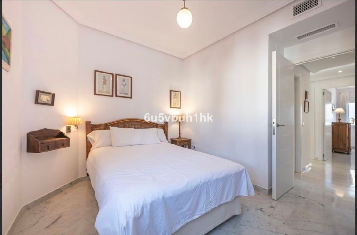 Appartement te koop in Bahía de Marbella | 4 slaapkamers H5366458