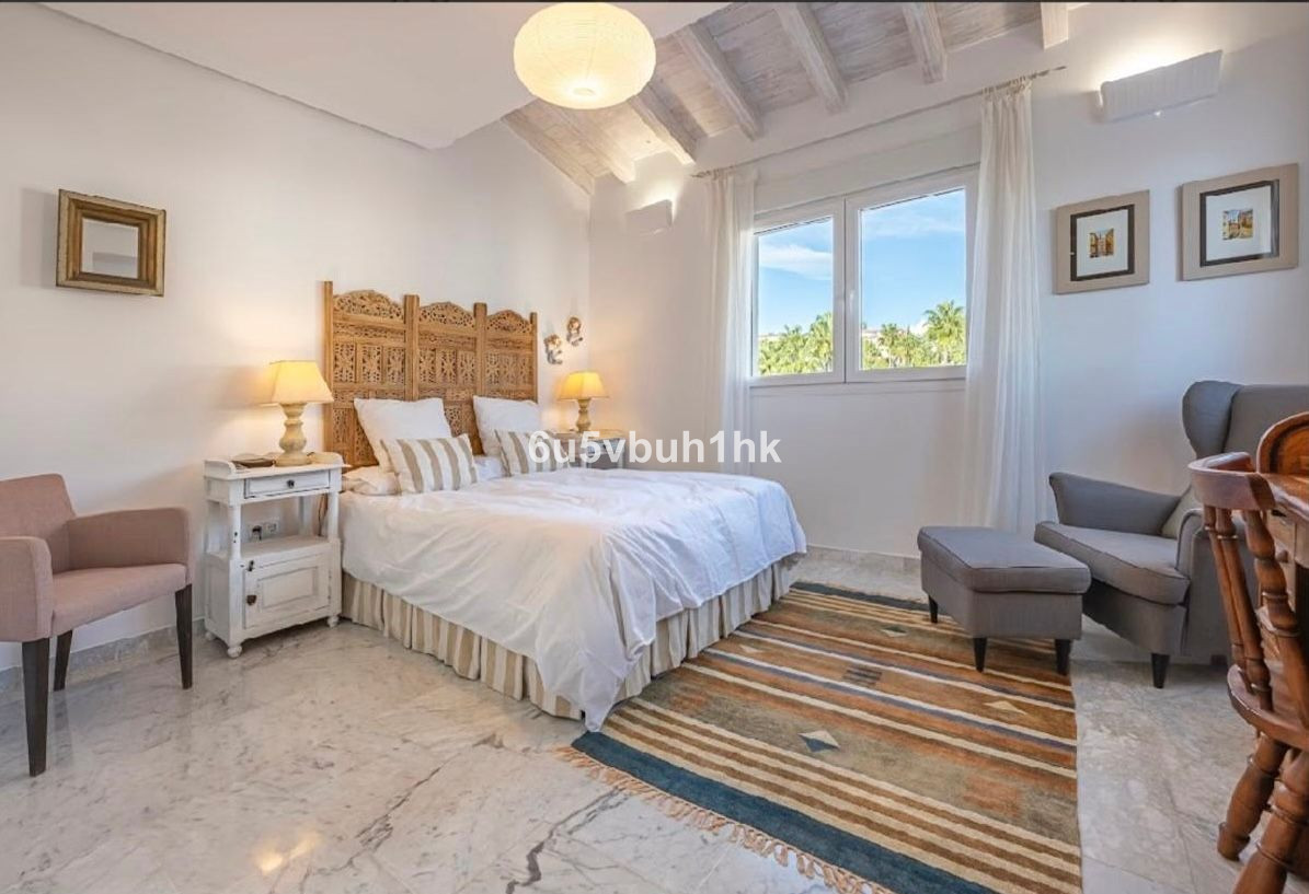 Appartement te koop in Bahía de Marbella | 4 slaapkamers H5366458