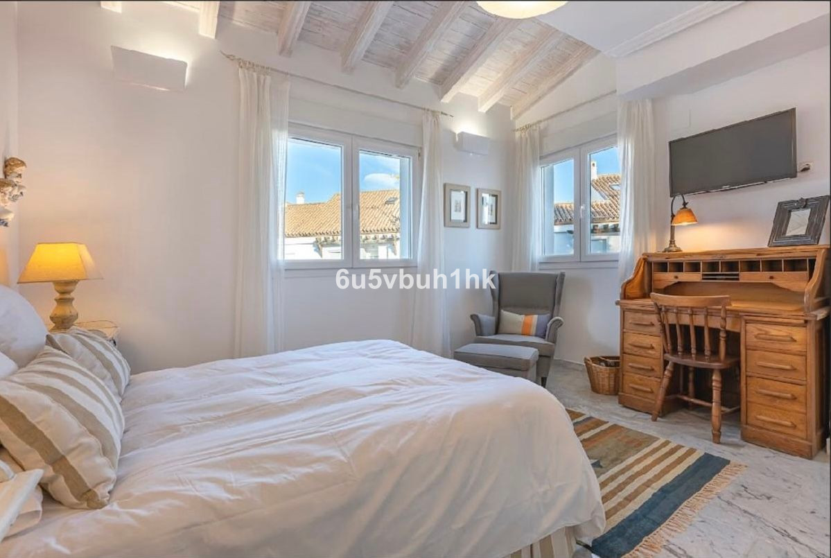 Appartement te koop in Bahía de Marbella | 4 slaapkamers H5366458