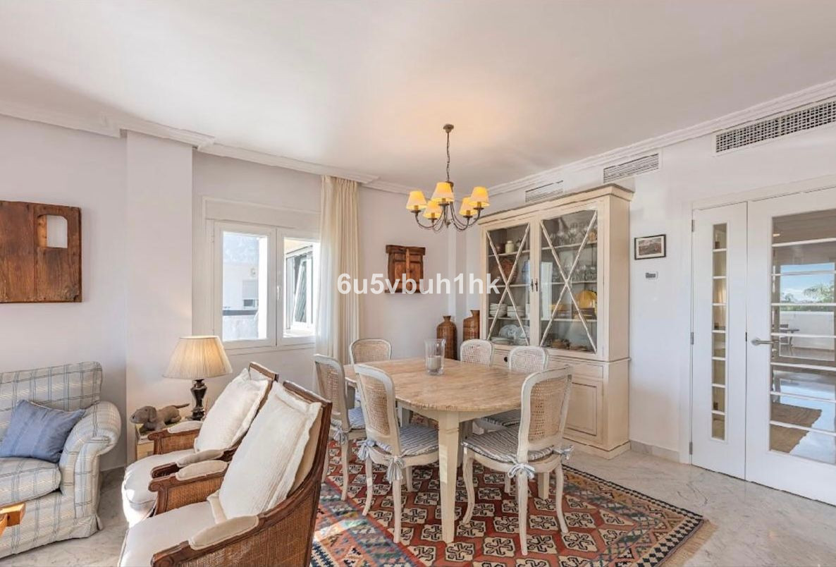 Appartement te koop in Bahía de Marbella | 4 slaapkamers H5366458