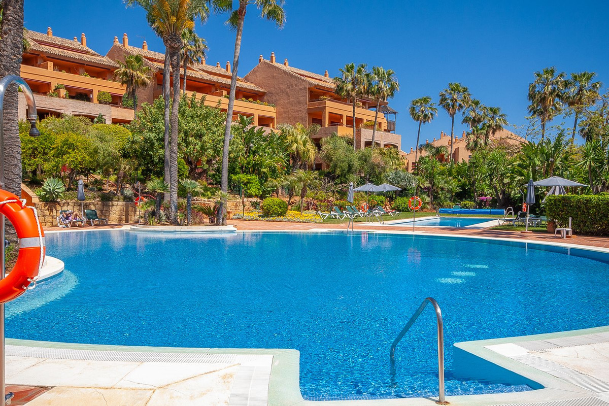 Appartement te koop in Bahía de Marbella | 2 slaapkamers H5372803