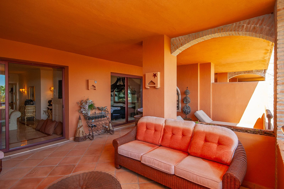 Appartement te koop in Bahía de Marbella | 2 slaapkamers H5372803
