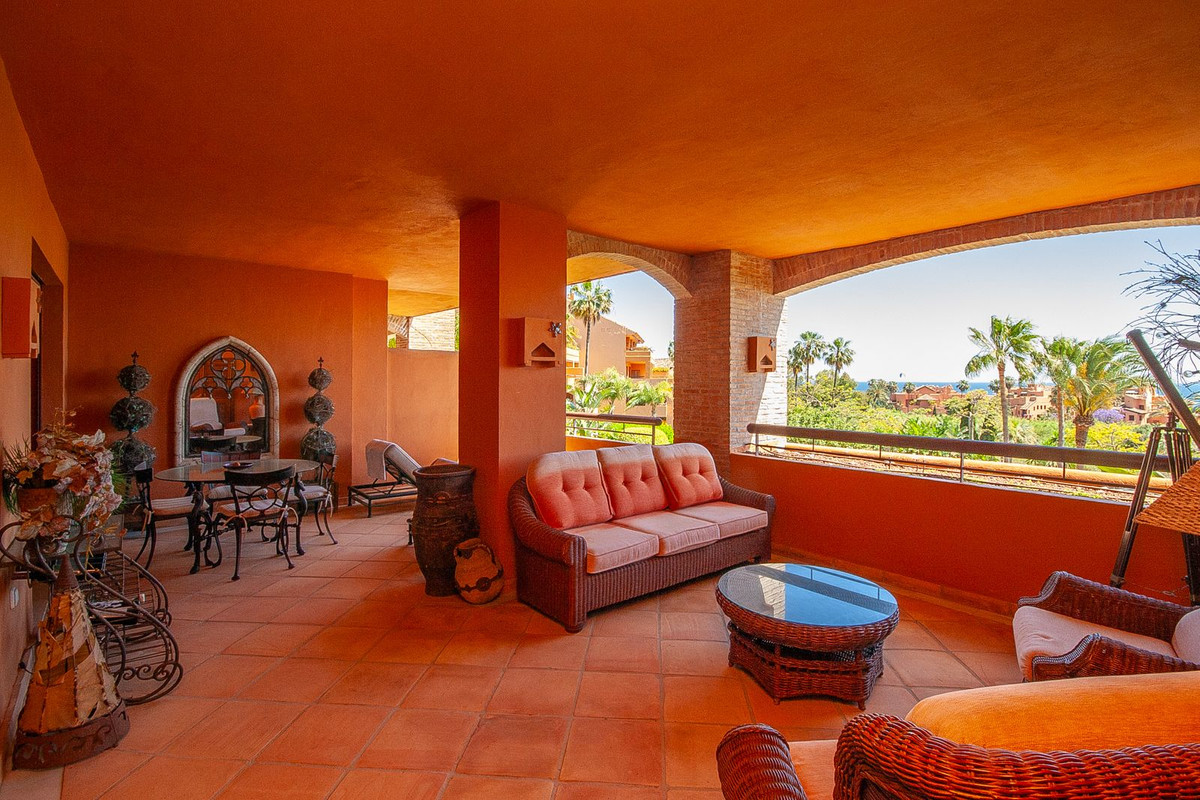 Appartement te koop in Bahía de Marbella | 2 slaapkamers H5372803