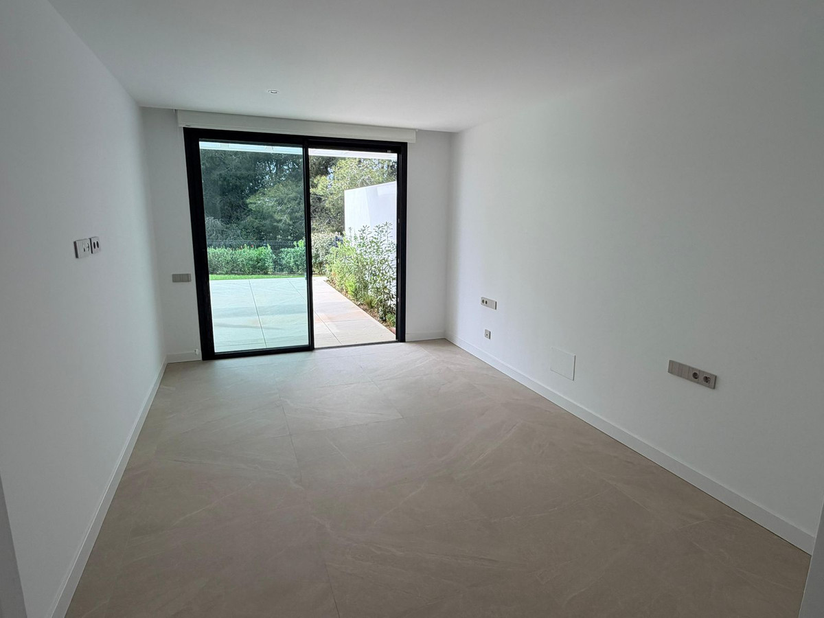 Huis te koop in Bahía de Marbella | 2 slaapkamers H5430595