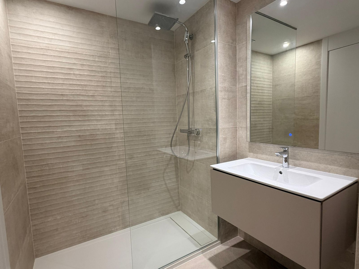 Huis te koop in Bahía de Marbella | 2 slaapkamers H5430595