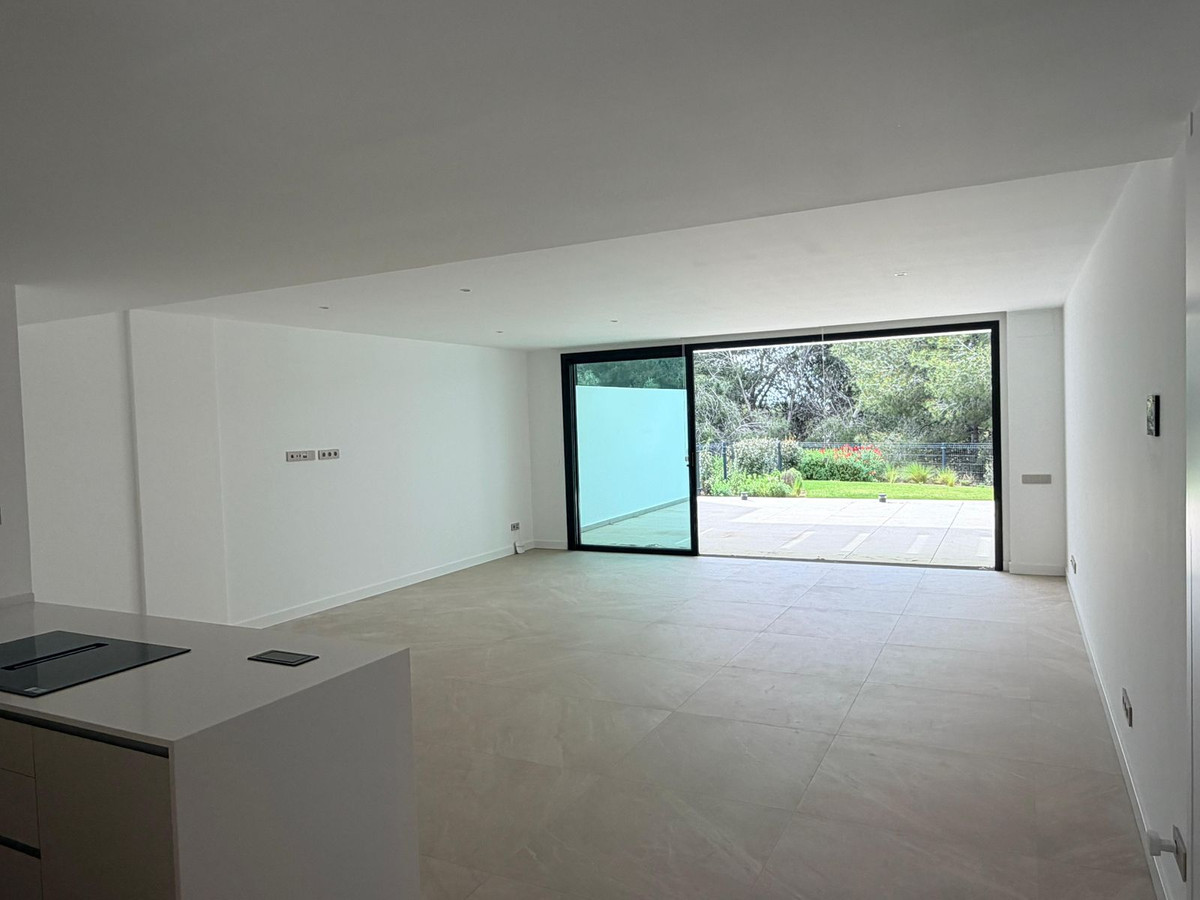 Huis te koop in Bahía de Marbella | 2 slaapkamers H5430595