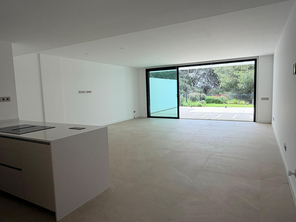 Huis te koop in Bahía de Marbella | 2 slaapkamers H5430595