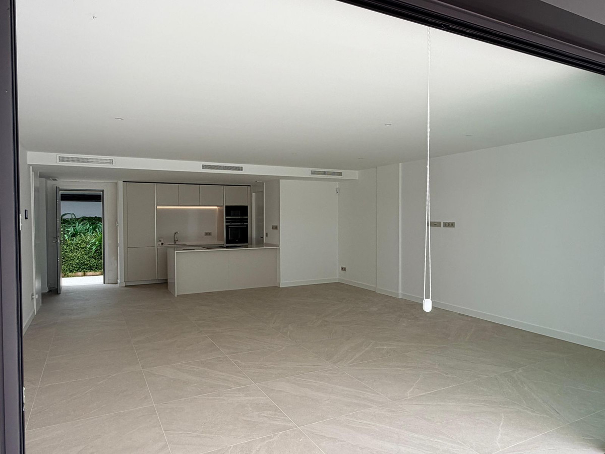 Huis te koop in Bahía de Marbella | 2 slaapkamers H5430595