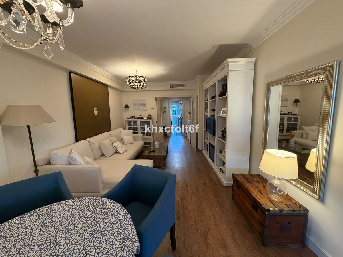 Appartement te koop in Bahía de Marbella | 2 slaapkamers H5491936