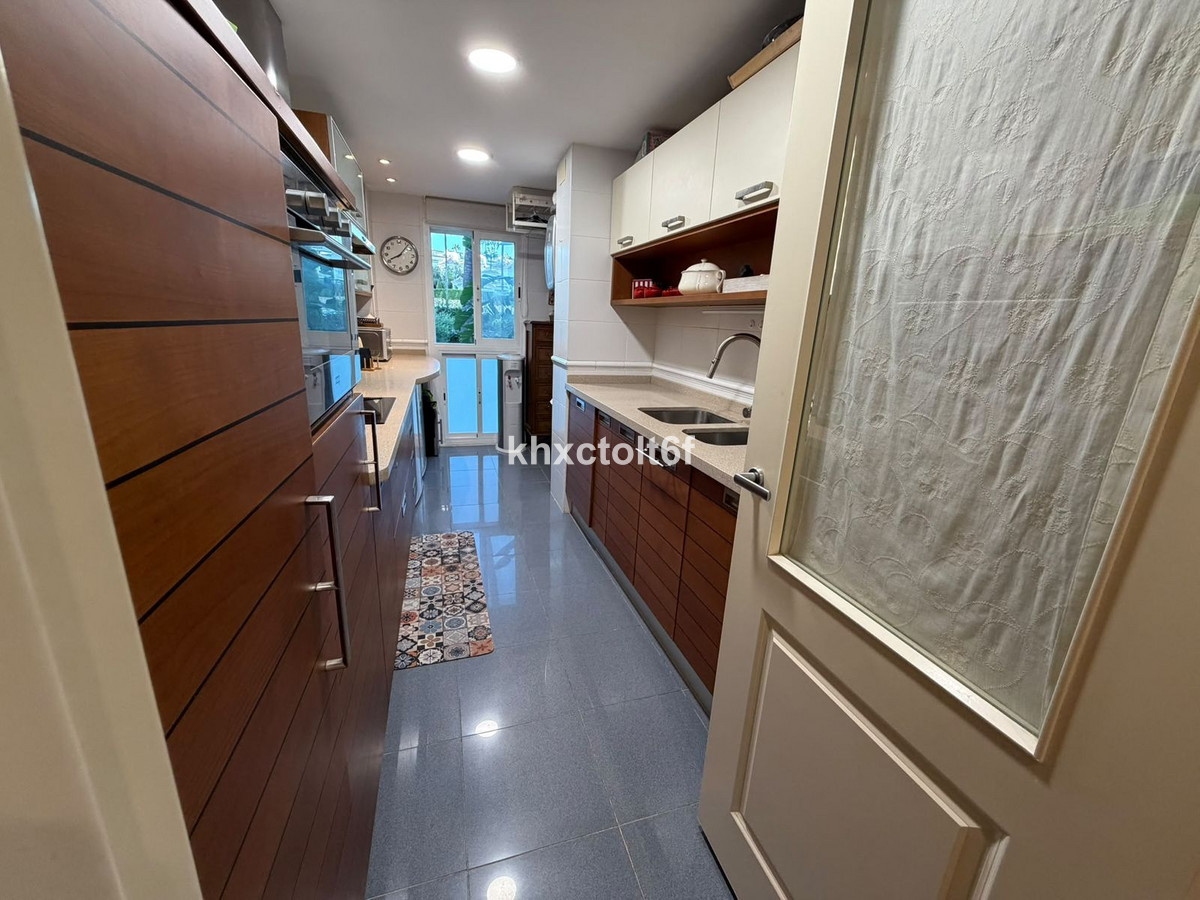 Appartement te koop in Bahía de Marbella | 2 slaapkamers H5491936