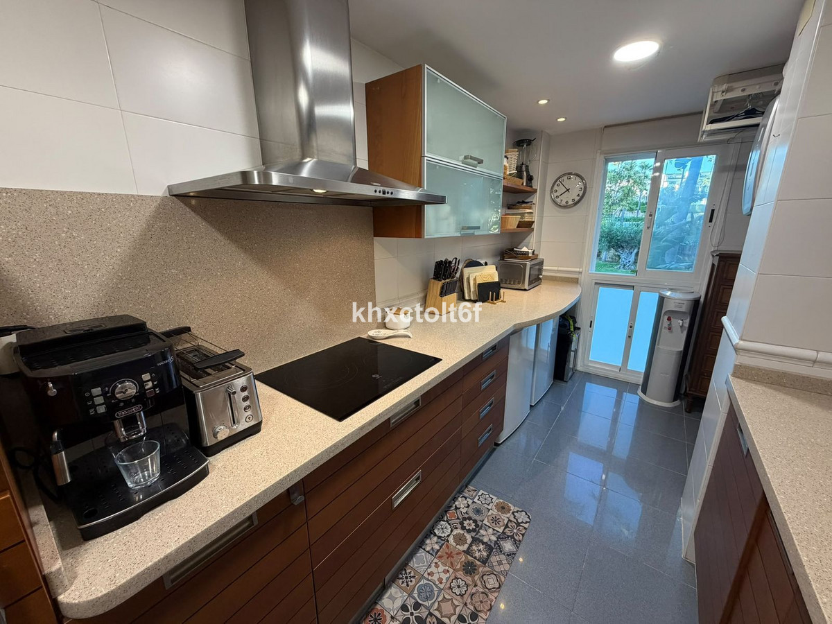 Appartement te koop in Bahía de Marbella | 2 slaapkamers H5491936