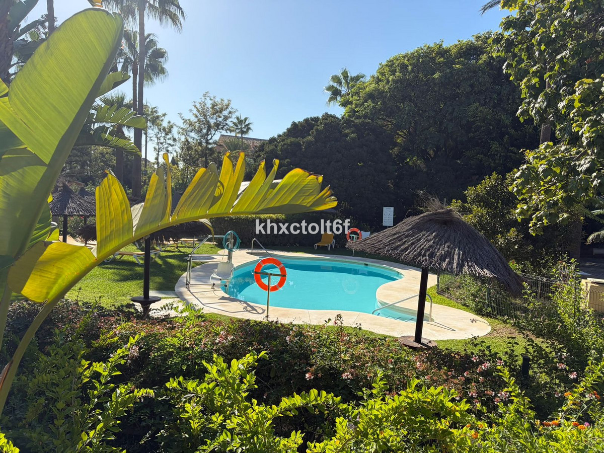 Appartement te koop in Bahía de Marbella | 2 slaapkamers H5491936