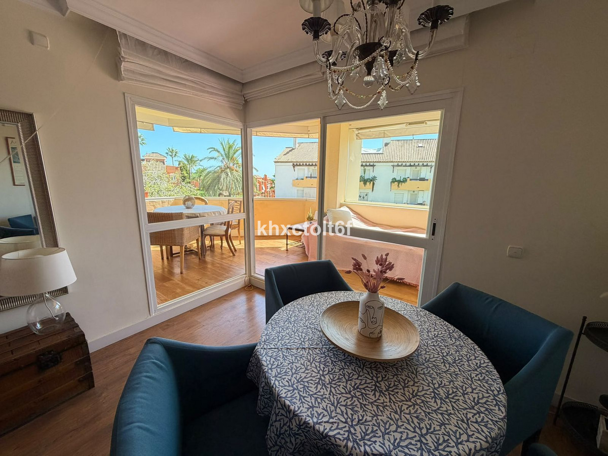 Appartement te koop in Bahía de Marbella | 2 slaapkamers H5491936