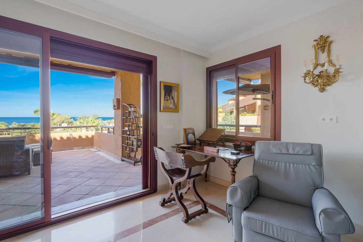 Appartement te koop in Bahía de Marbella | 3 slaapkamers H5492395