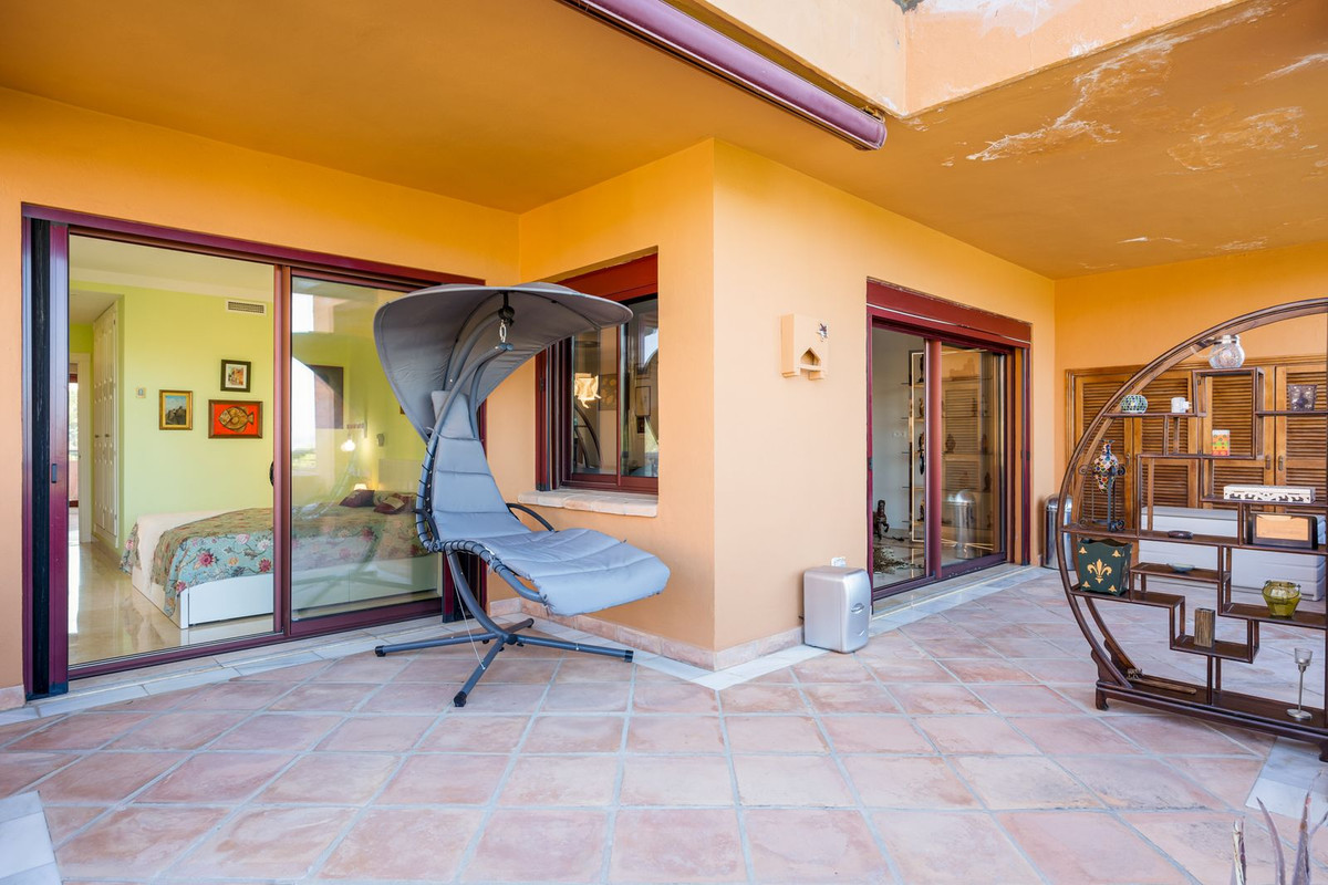 Appartement te koop in Bahía de Marbella | 3 slaapkamers H5492395