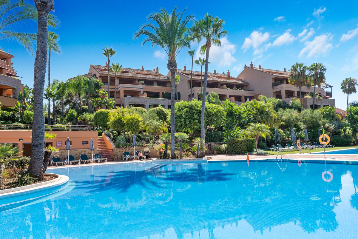 Appartement te koop in Bahía de Marbella | 3 slaapkamers H5492395