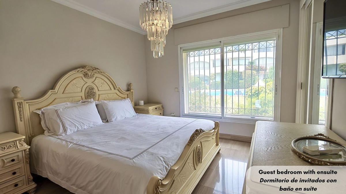 Appartement te koop in Bahía de Marbella | 3 slaapkamers H5498293