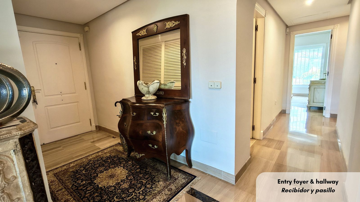 Appartement te koop in Bahía de Marbella | 3 slaapkamers H5498293