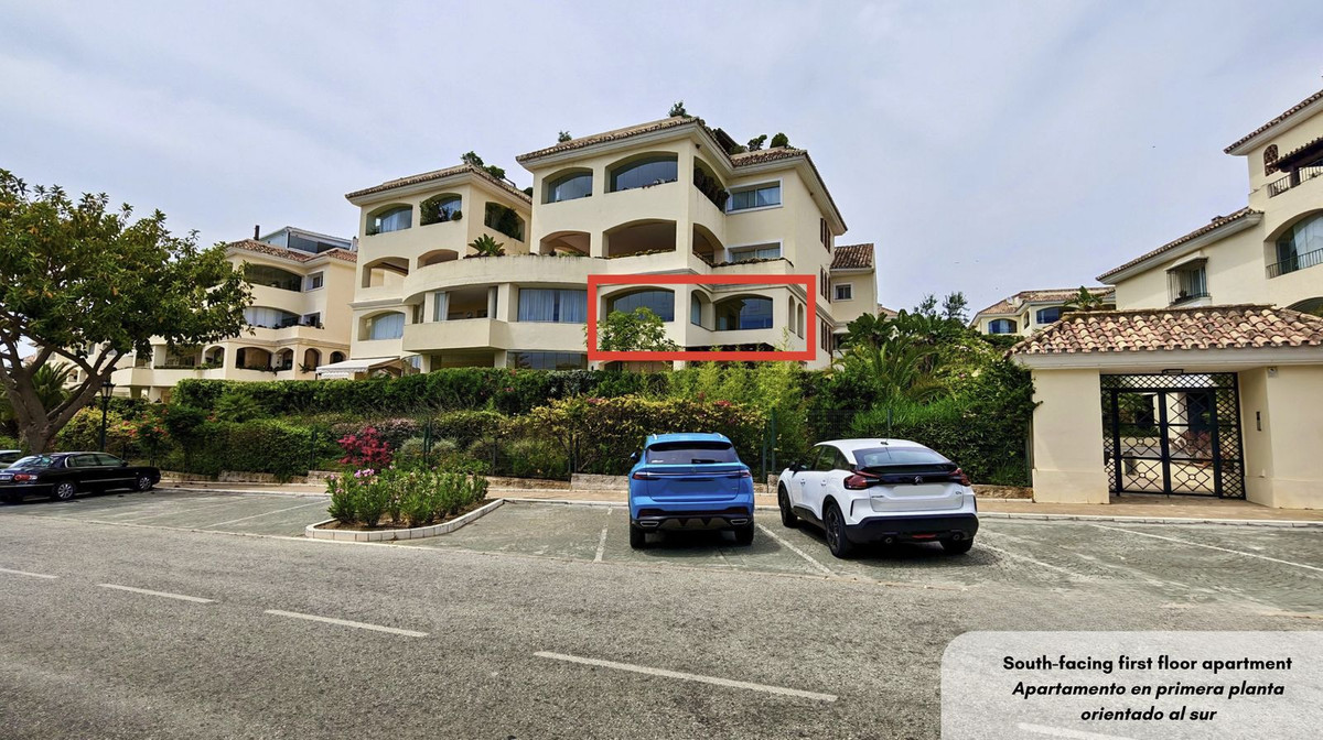 Appartement te koop in Bahía de Marbella | 3 slaapkamers H5498293