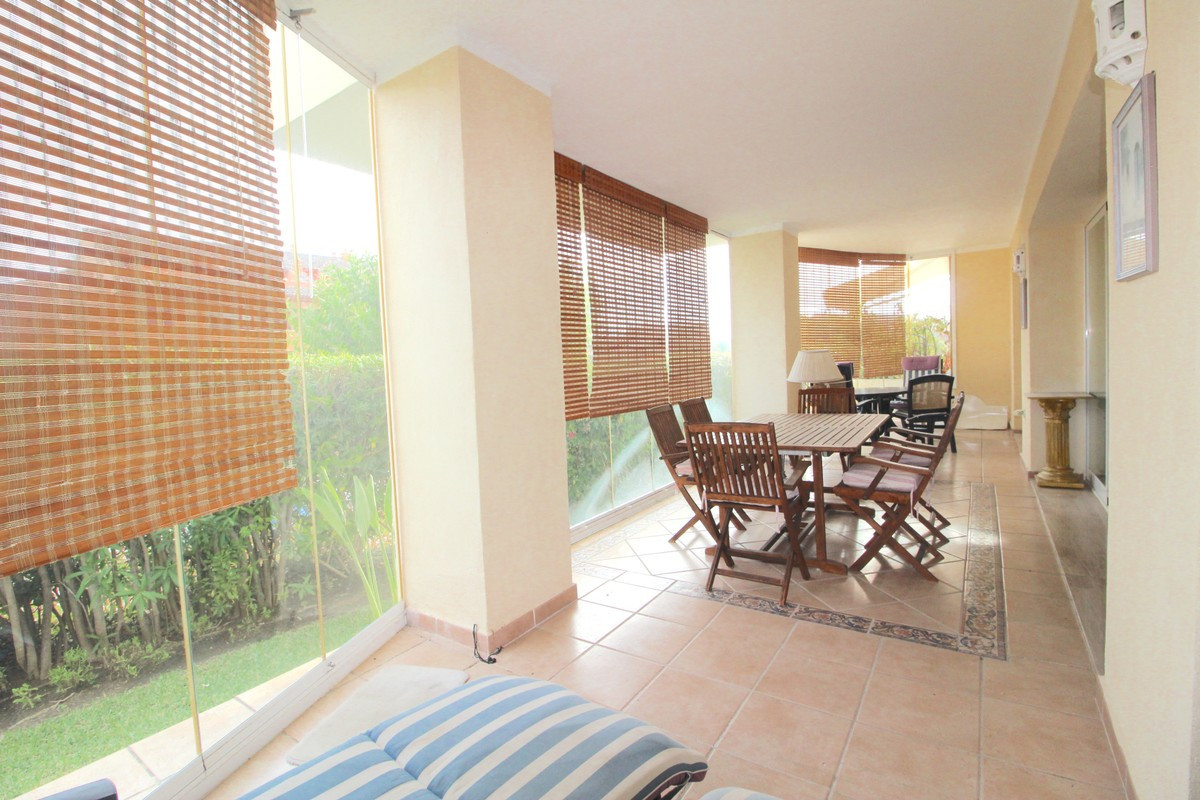 Appartement te koop in Bahía de Marbella | 2 slaapkamers H5521084