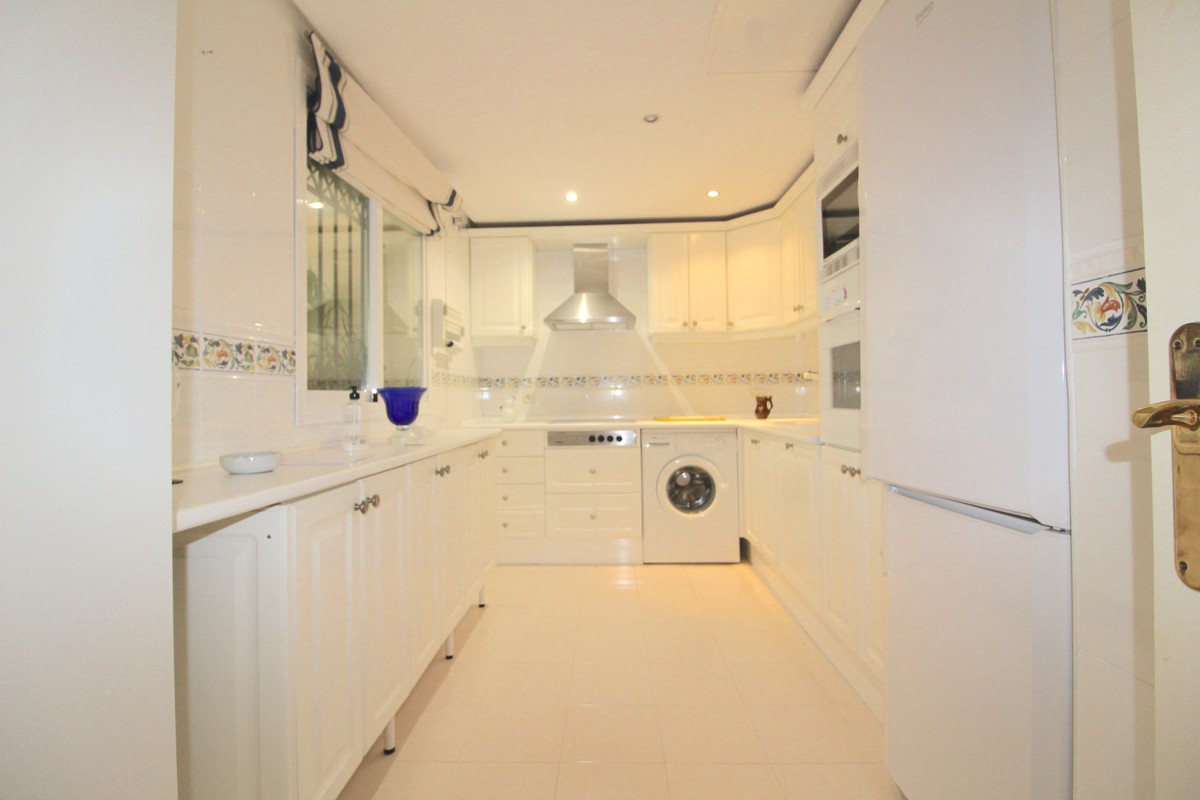 Appartement te koop in Bahía de Marbella | 2 slaapkamers H5521084