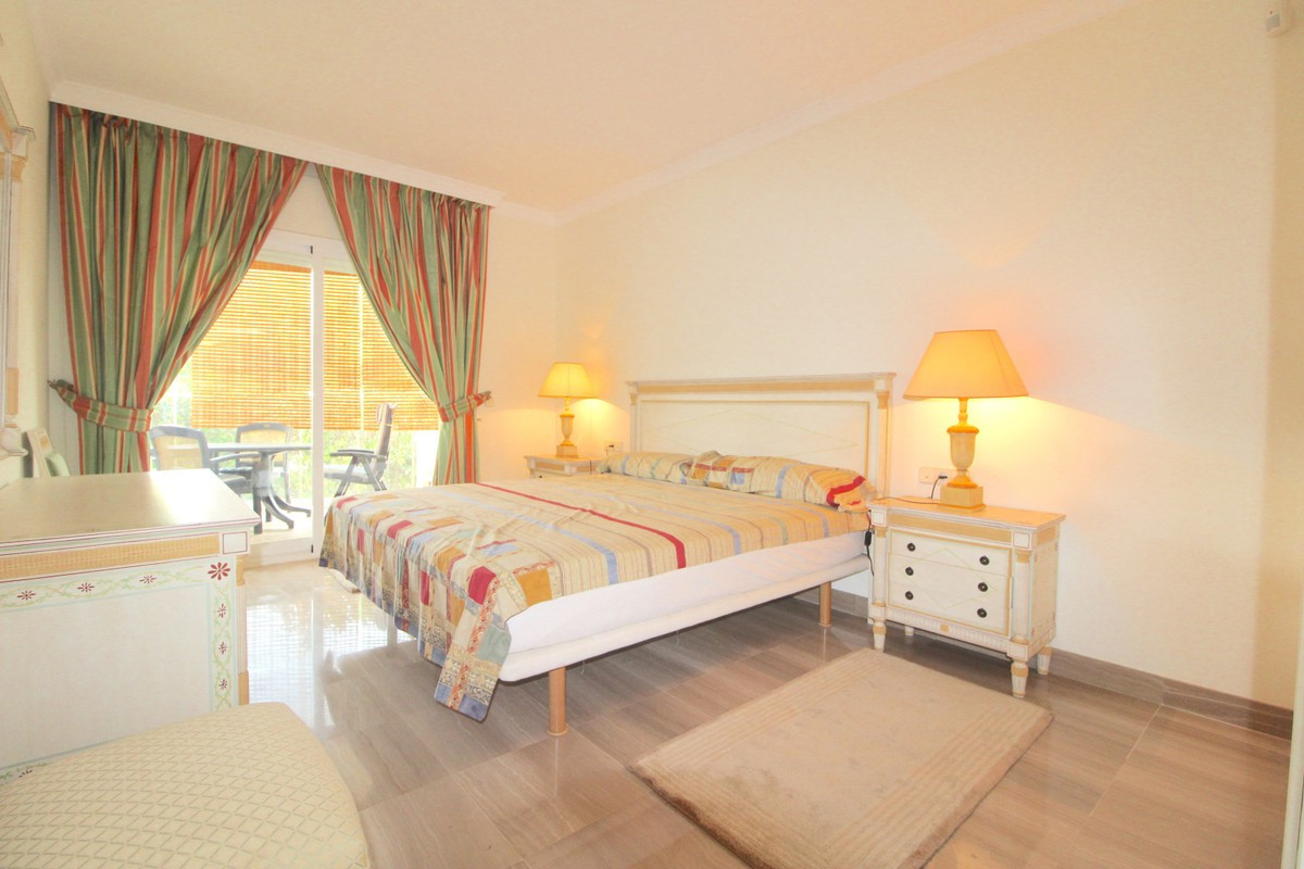 Appartement te koop in Bahía de Marbella | 2 slaapkamers H5521084
