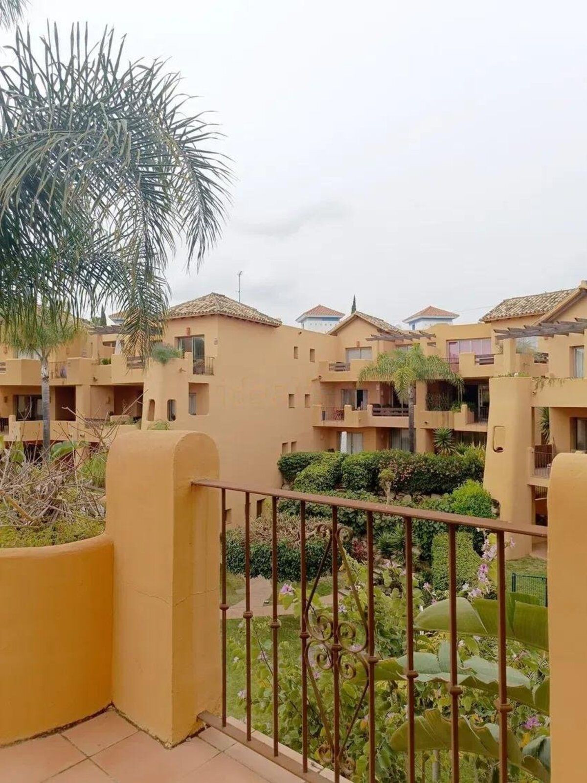 Appartement te koop in Bel Air | 2 slaapkamers H5017597