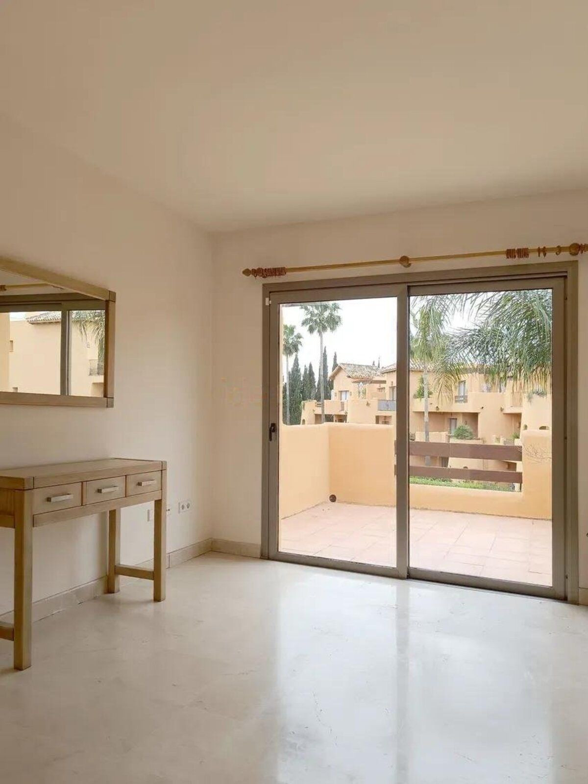 Appartement te koop in Bel Air | 2 slaapkamers H5017597