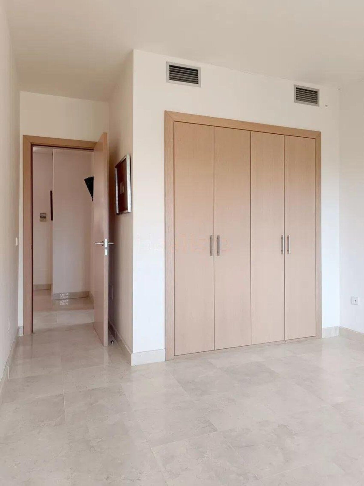 Appartement te koop in Bel Air | 2 slaapkamers H5017597