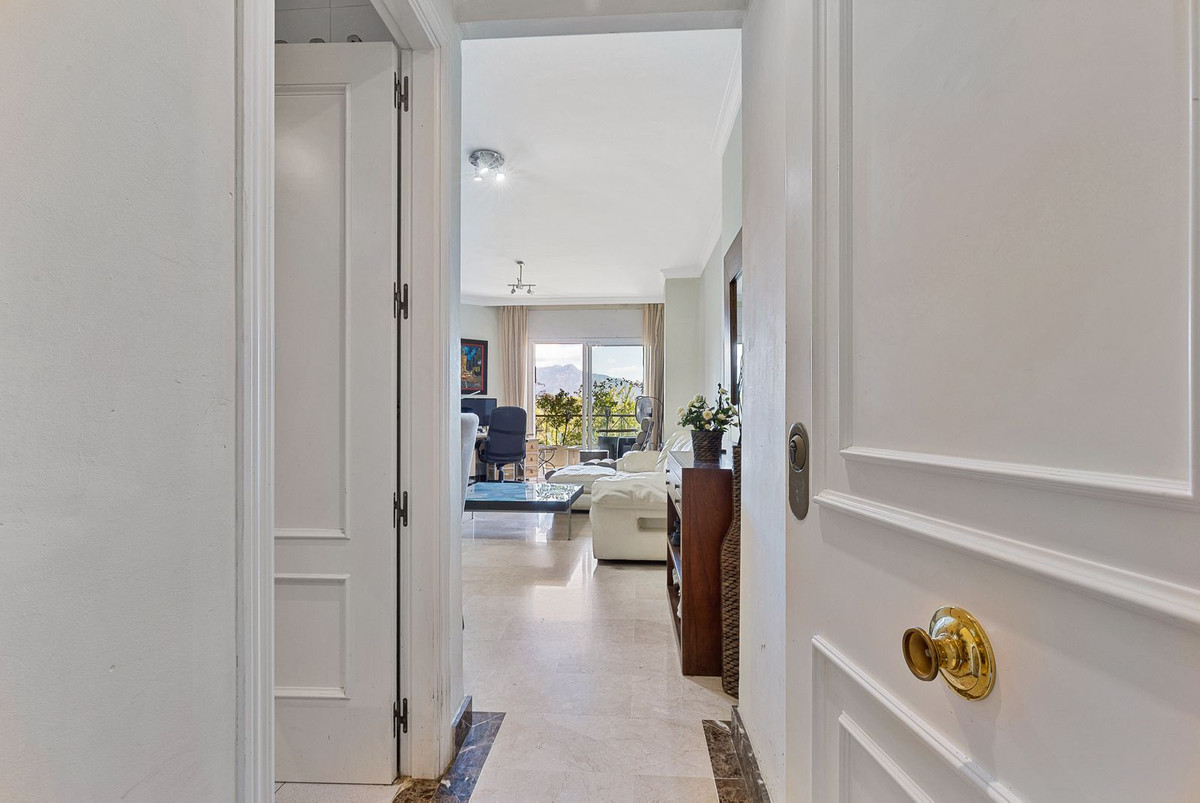 Appartement te koop in Bel Air | 2 slaapkamers H5040802