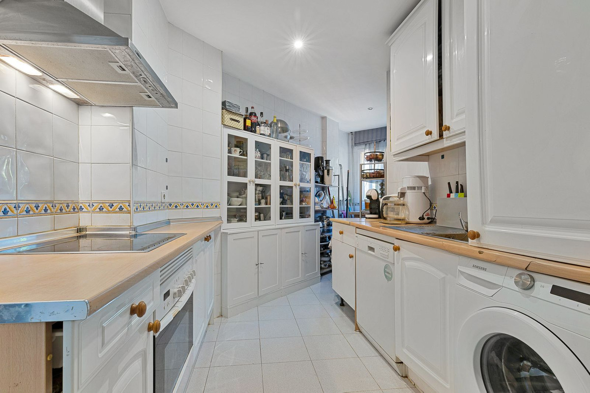 Appartement te koop in Bel Air | 2 slaapkamers H5040802