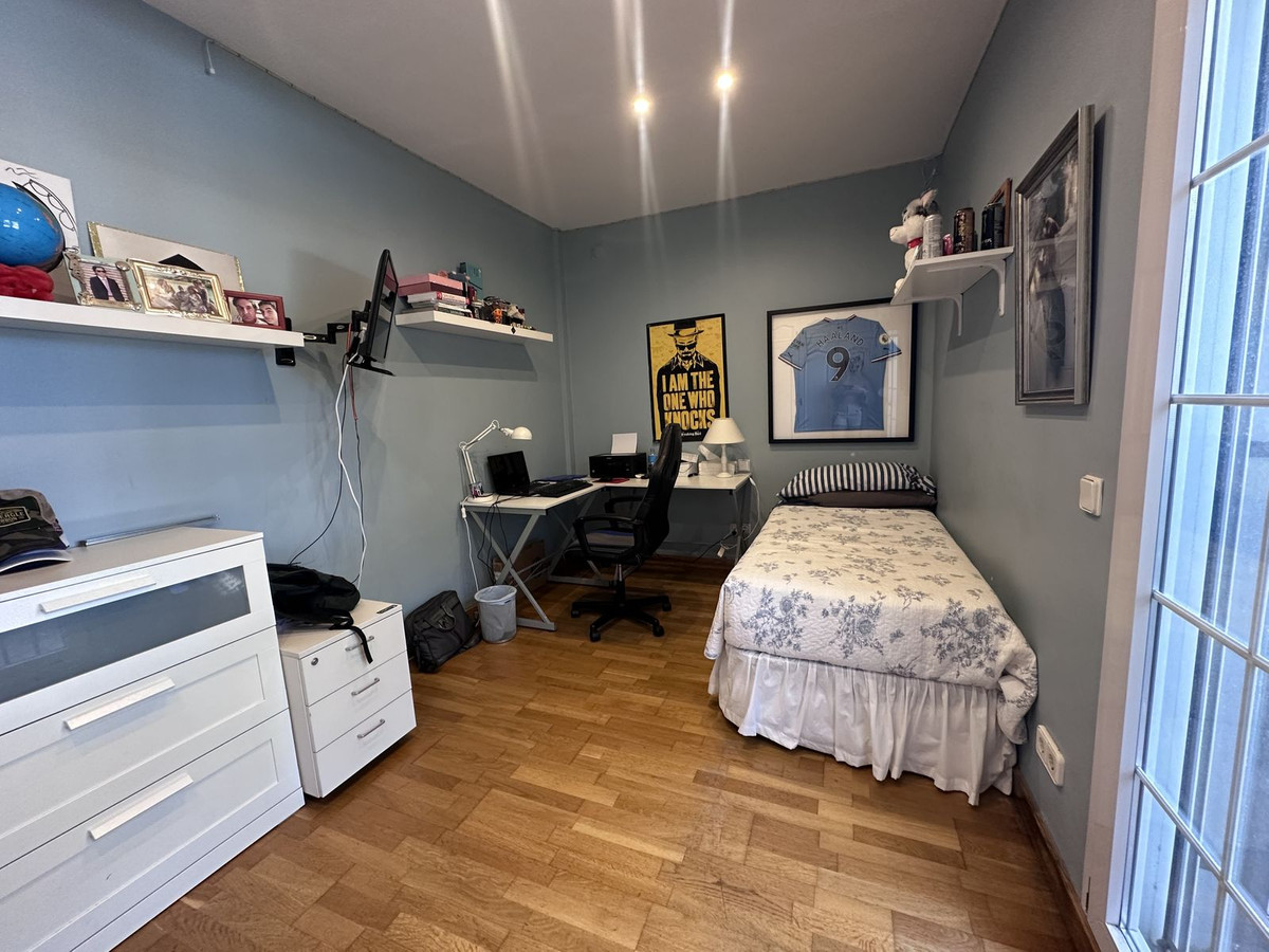 Huis te koop in Bel Air | 3 slaapkamers H5117947