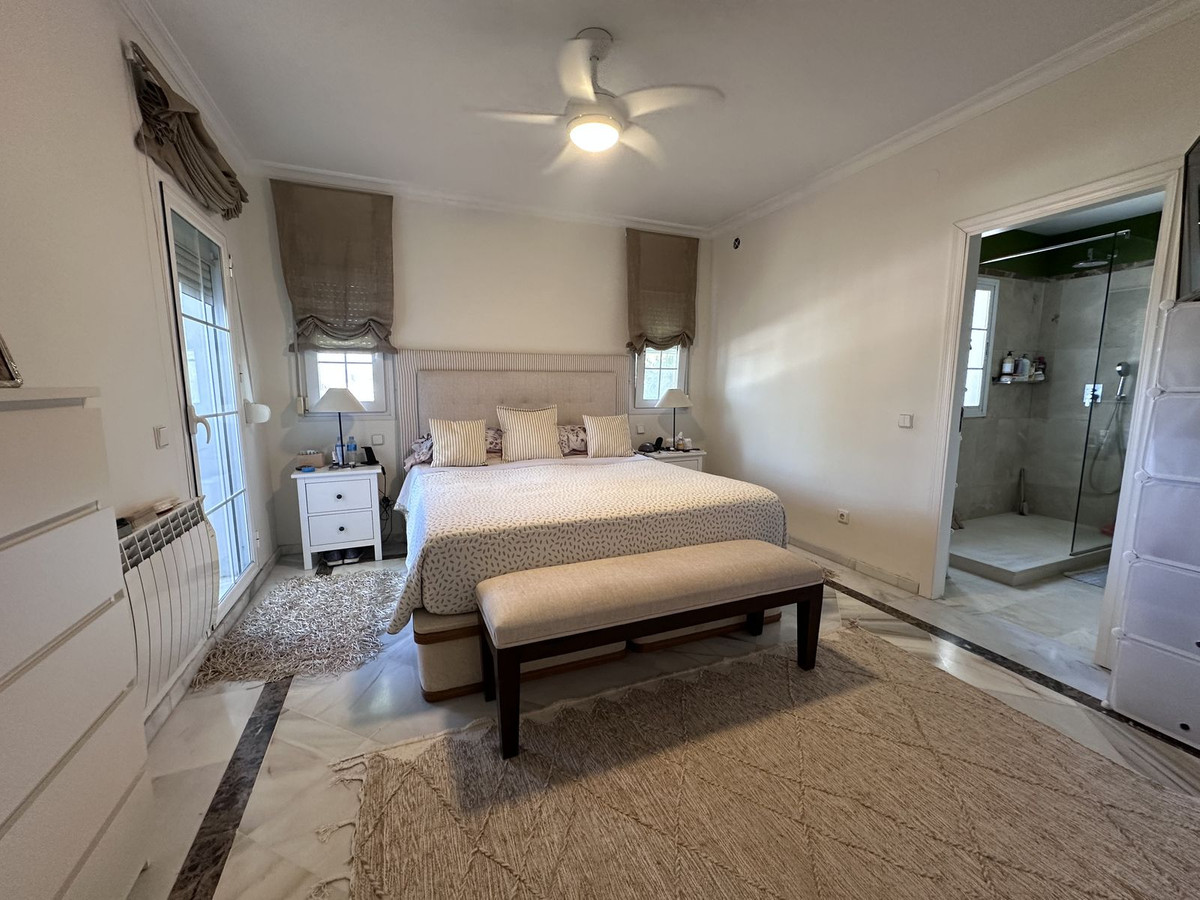 Huis te koop in Bel Air | 3 slaapkamers H5117947