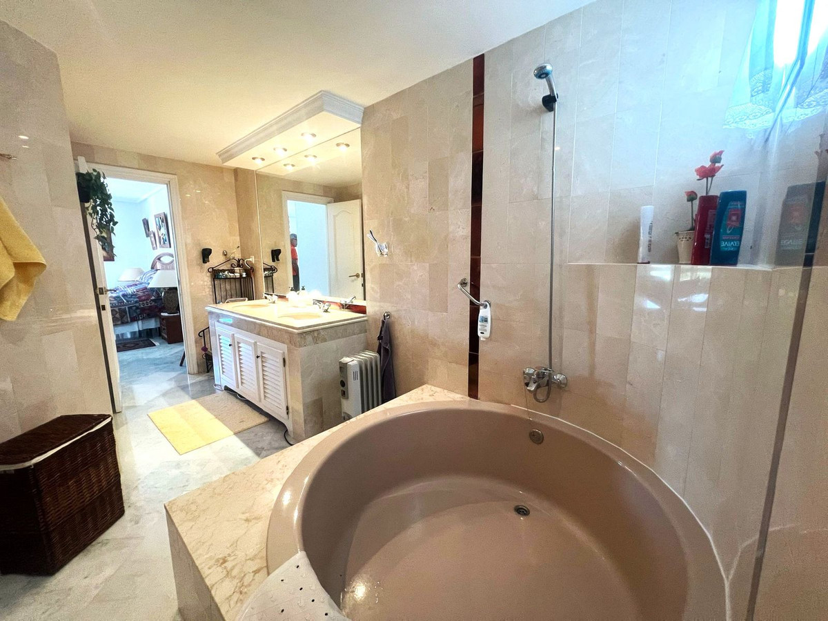 Penthouse Duplex te koop in Bel Air | 2 slaapkamers H5145916