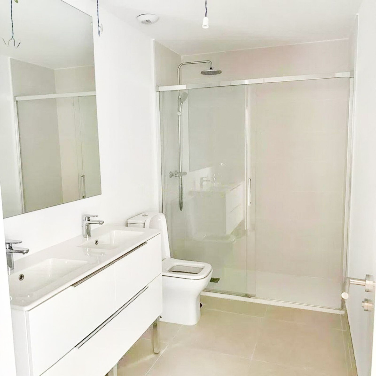 Appartement te koop in Bel Air | 2 slaapkamers H5225515