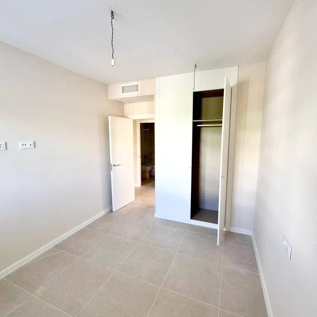 Appartement te koop in Bel Air | 2 slaapkamers H5225515