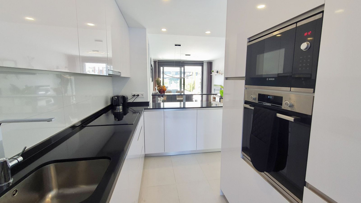 Appartement te koop in Bel Air | 2 slaapkamers H5238640