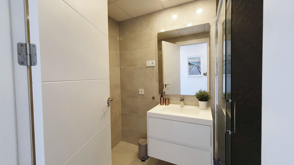 Appartement te koop in Bel Air | 2 slaapkamers H5238640