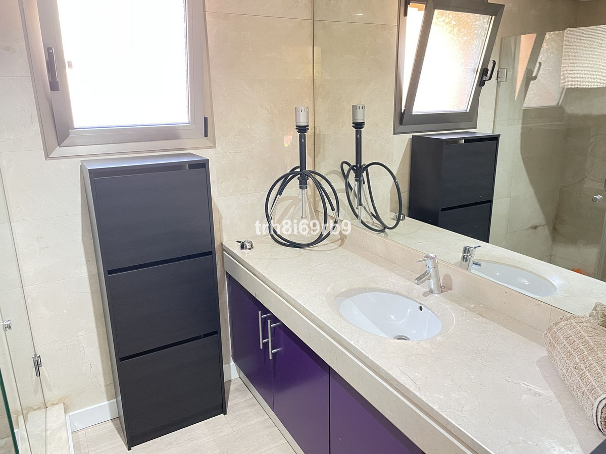 Appartement te koop in Bel Air | 2 slaapkamers H5253244