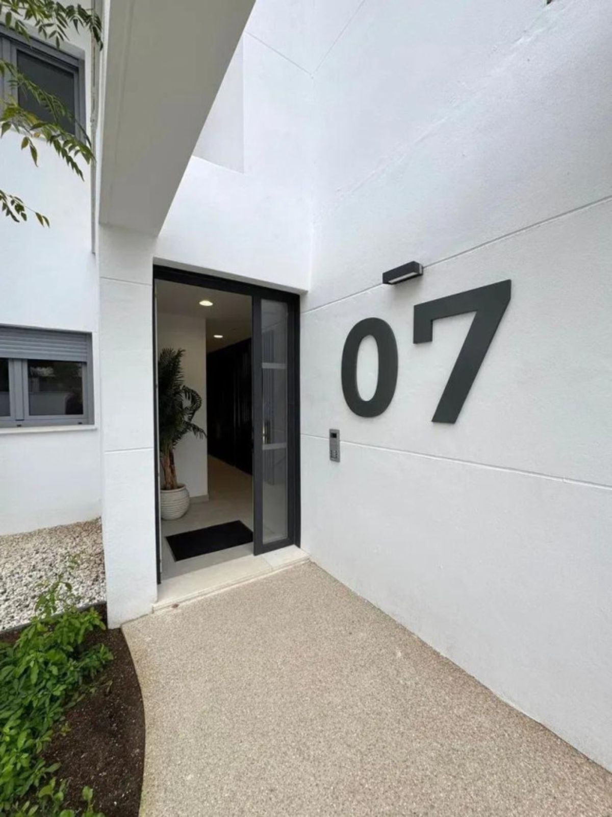 Appartement te koop in Bel Air | 2 slaapkamers H5258956