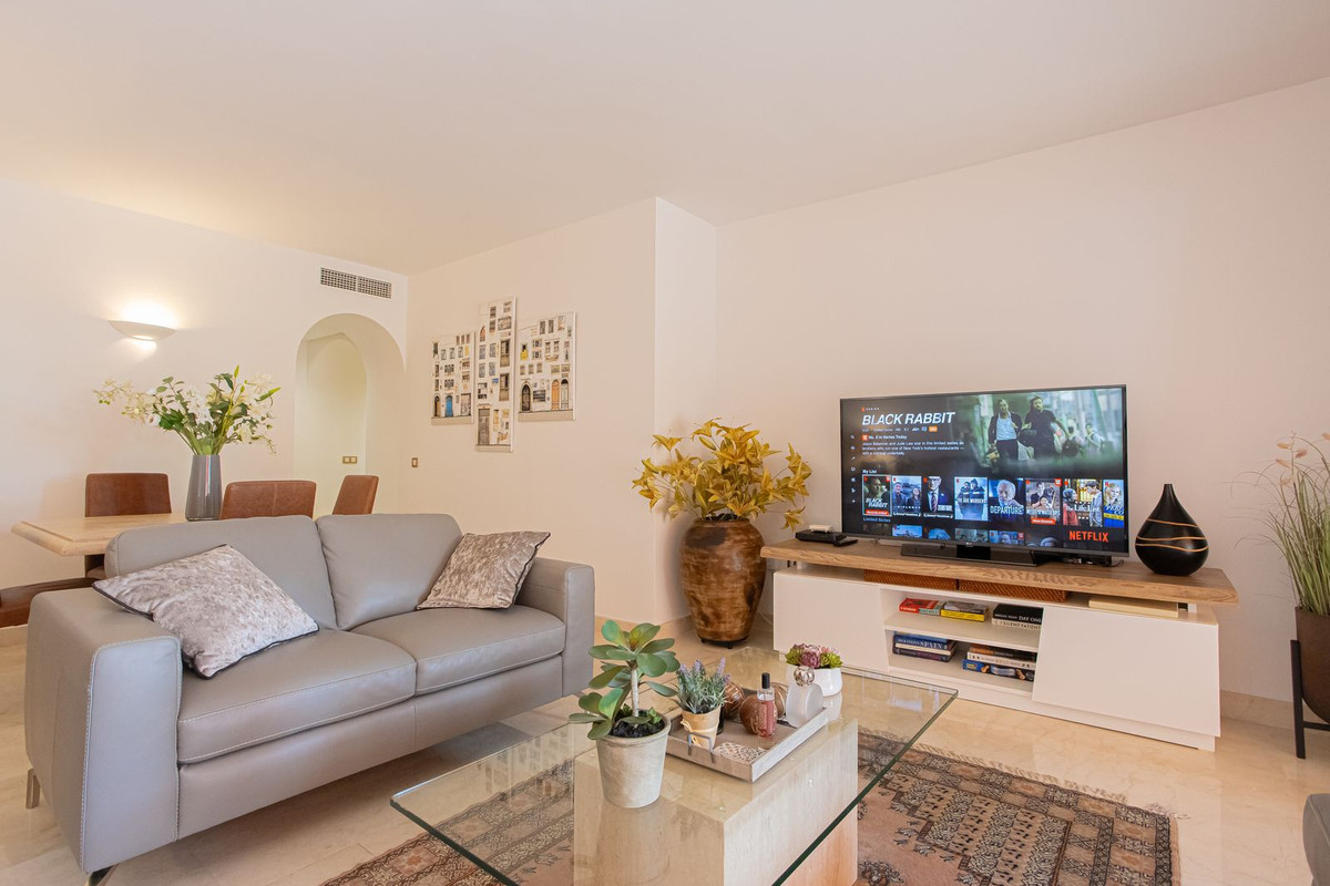 Appartement te koop in Bel Air | 2 slaapkamers H5288497