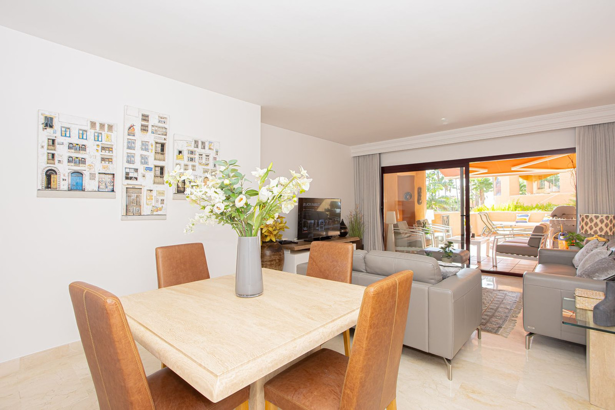 Appartement te koop in Bel Air | 2 slaapkamers H5288497